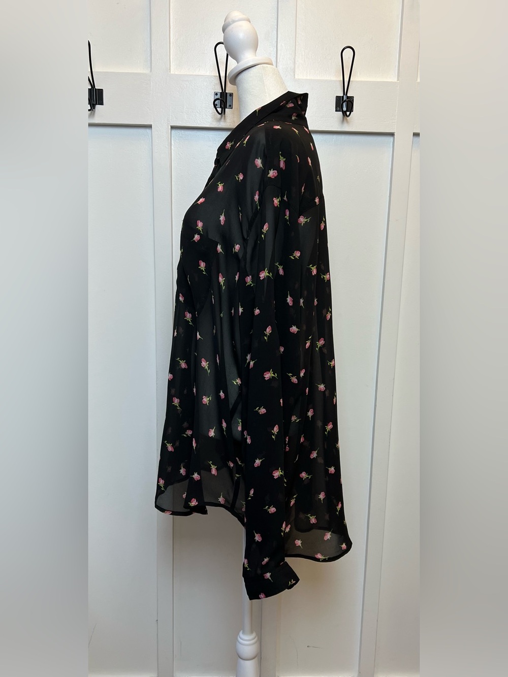 Victoria's Secret Rose Flower Sheer Long Sleeve Button Down Blouse Size XL Fairy - Picture 6 of 11
